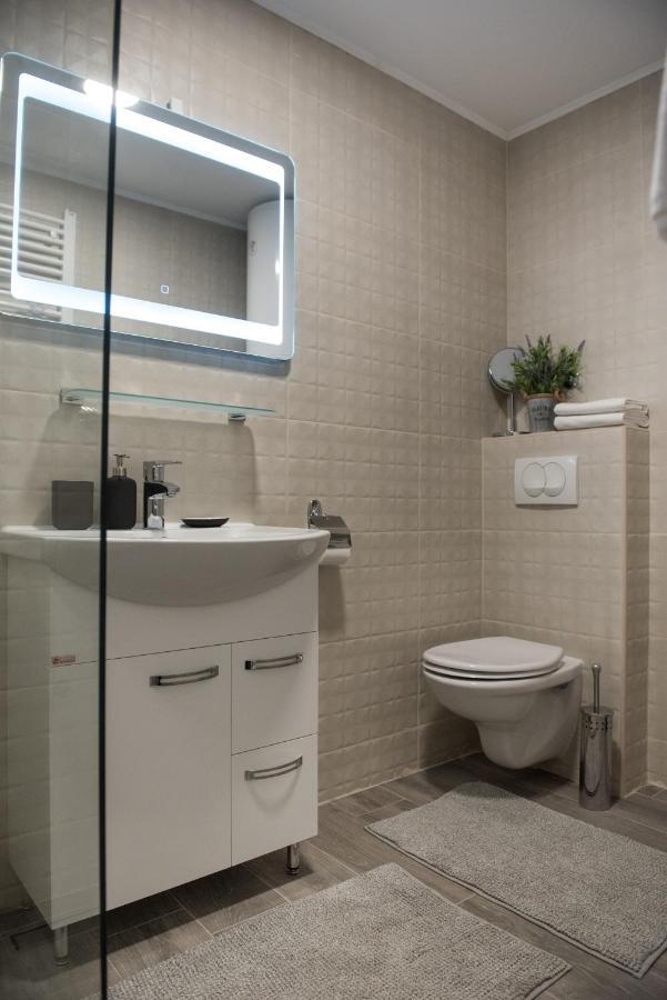Magellan Family Lux Apartments Novi Sad Esterno foto
